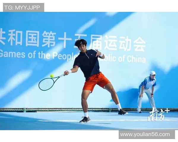 赛后分析：成都网球队与广州网球队的团队协作与战术对比探讨